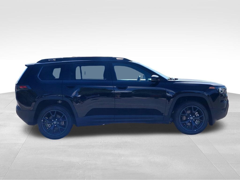 New 2026 Jeep Cherokee Laredo SUV