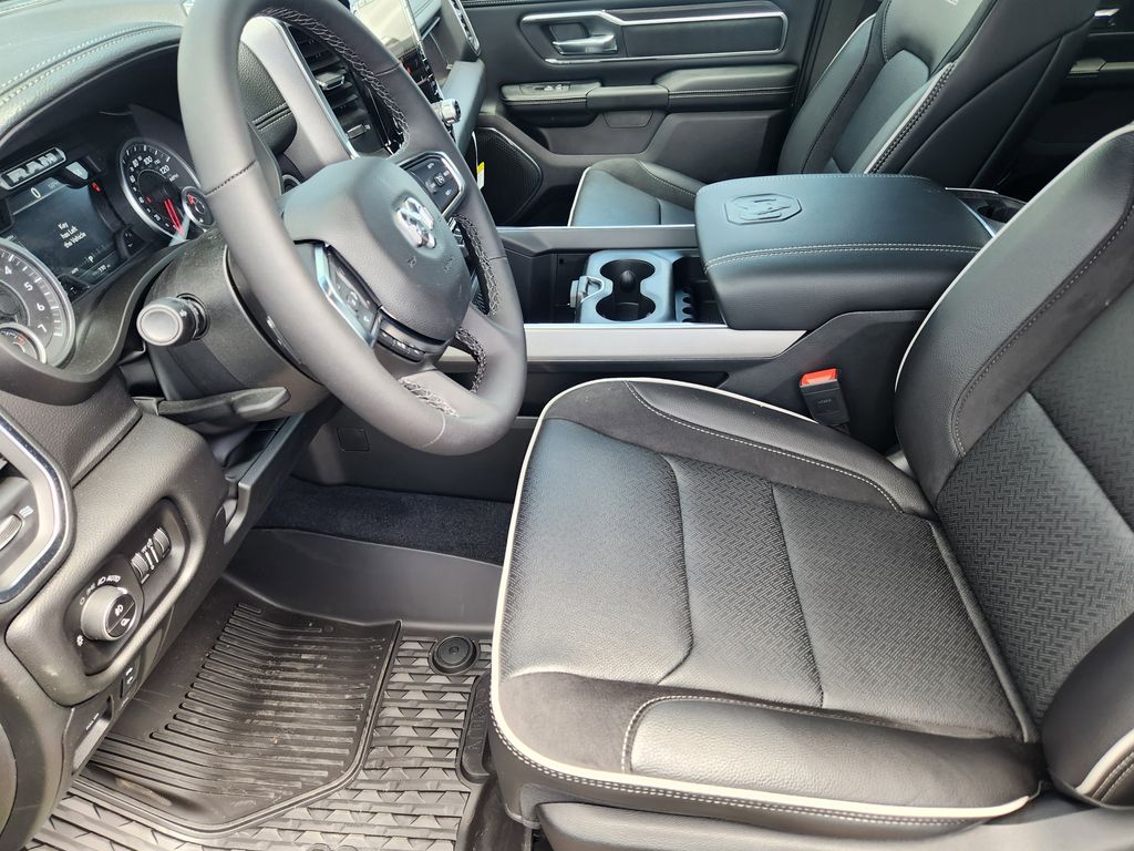 2026 RAM 1500 Laramie - Photo 12
