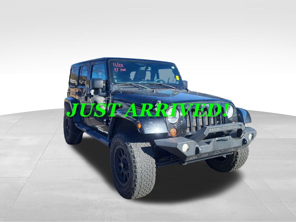 Used 2013 Jeep Wrangler Unlimited Sahara SUV