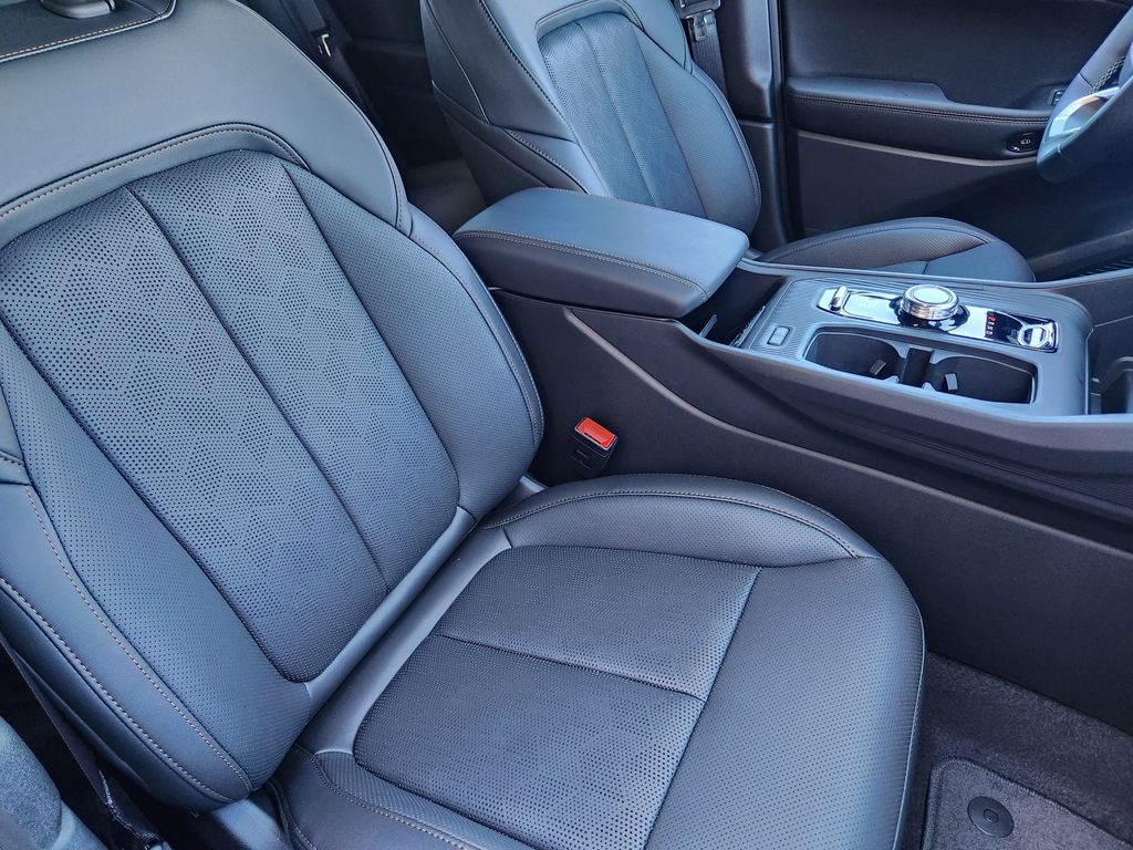 2026 Jeep Cherokee Overland - Photo 13