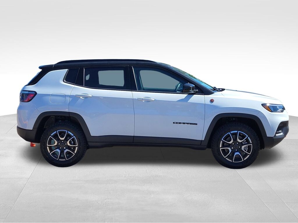 New 2026 Jeep Compass Trailhawk SUV