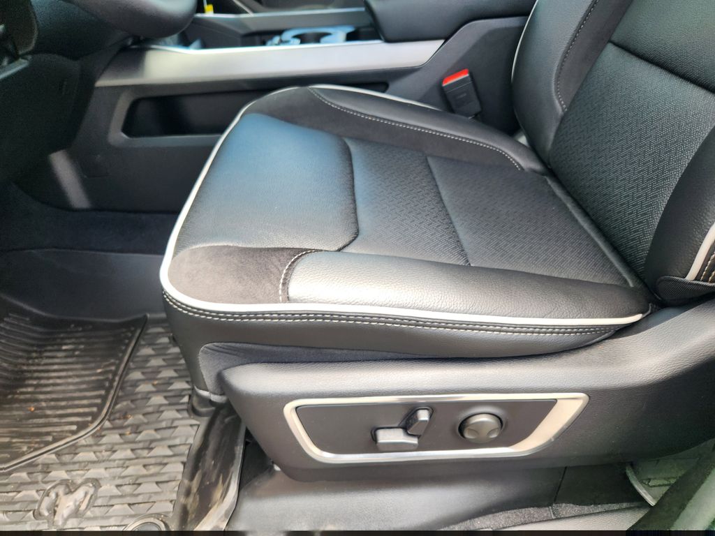 2026 RAM 1500 Laramie - Photo 25