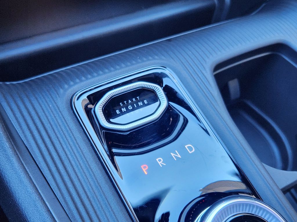 2026 Jeep Cherokee Overland - Photo 20