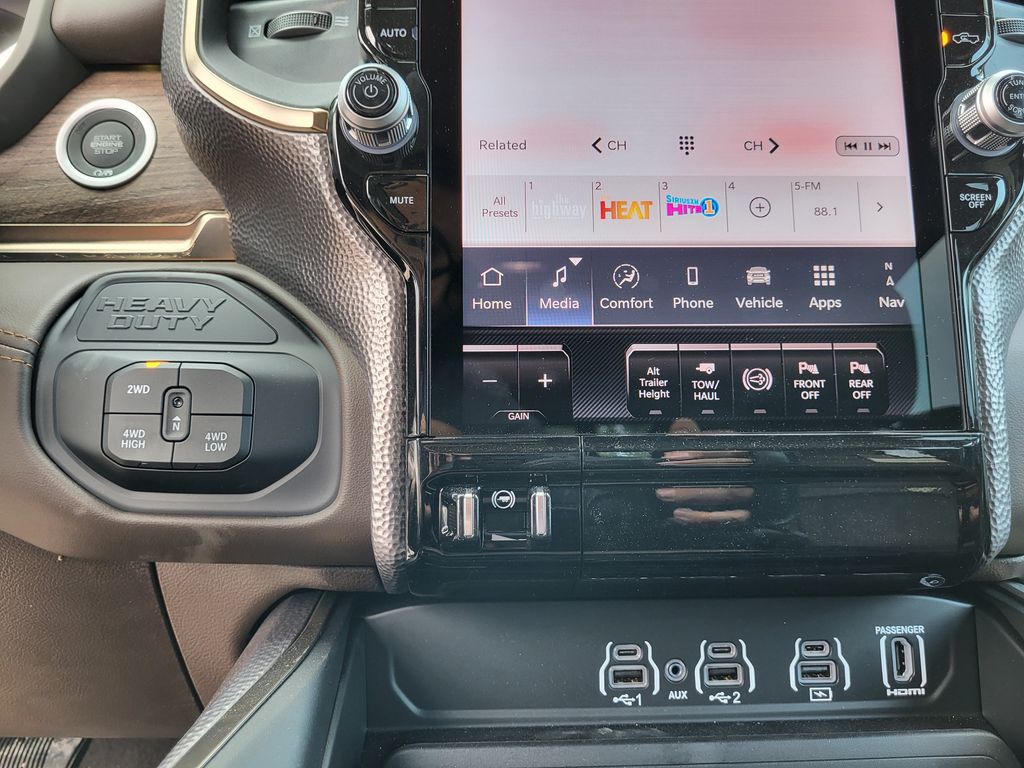 2026 RAM 3500 Limited/Longhorn - Photo 20