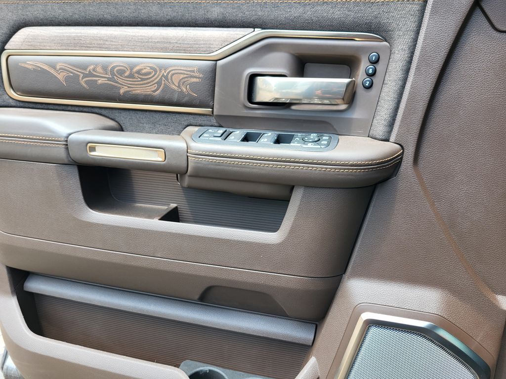 2026 RAM 3500 Limited/Longhorn - Photo 25