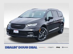 2026 Chrysler Pacifica Select Minivan/Van