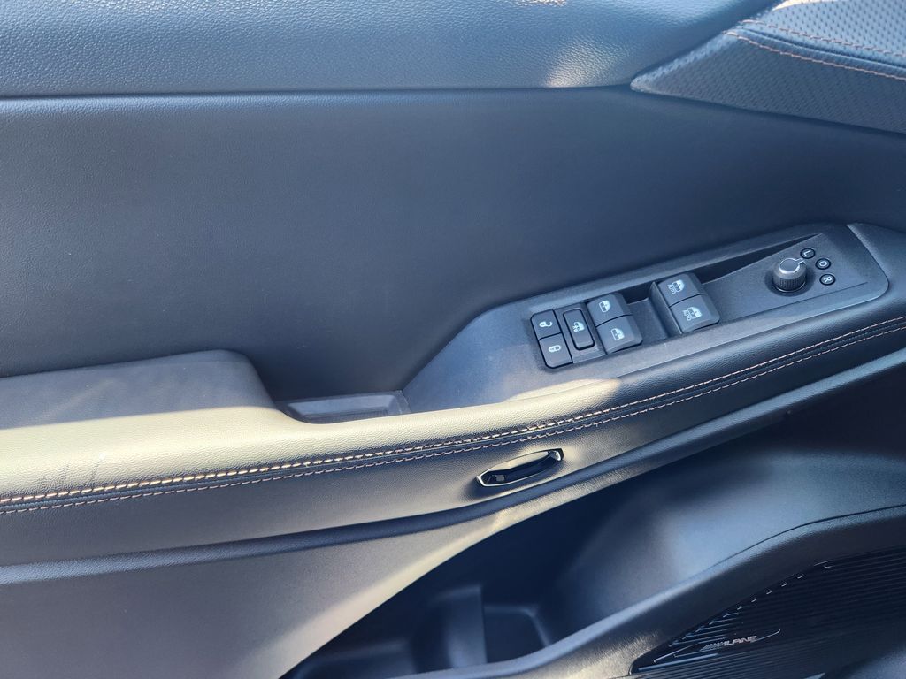 2026 Jeep Cherokee Overland - Photo 22