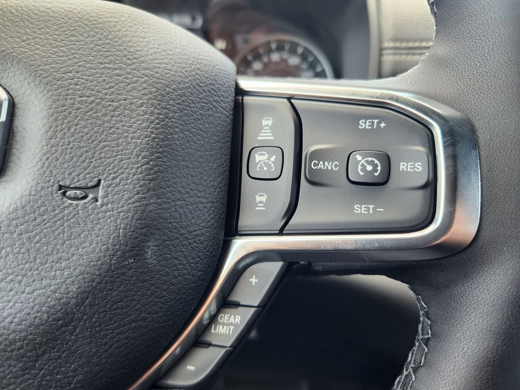 2026 RAM 1500 Laramie - Photo 24