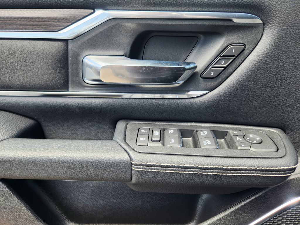 2026 RAM 1500 Laramie - Photo 27