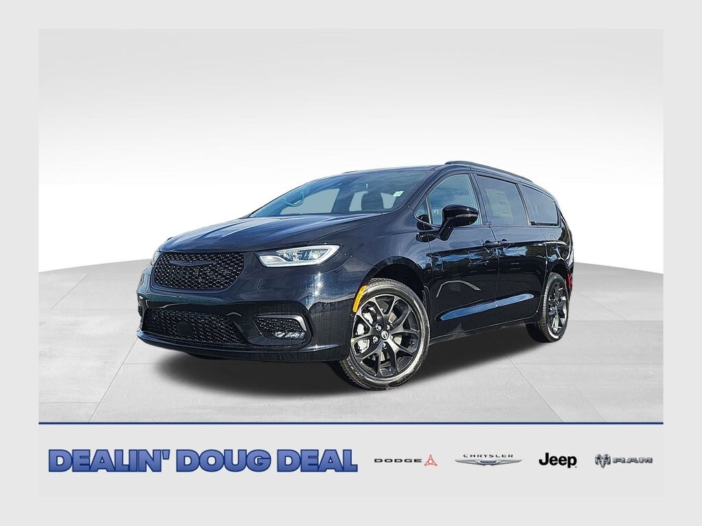 New 2026 Chrysler Pacifica Limited Minivan/Van