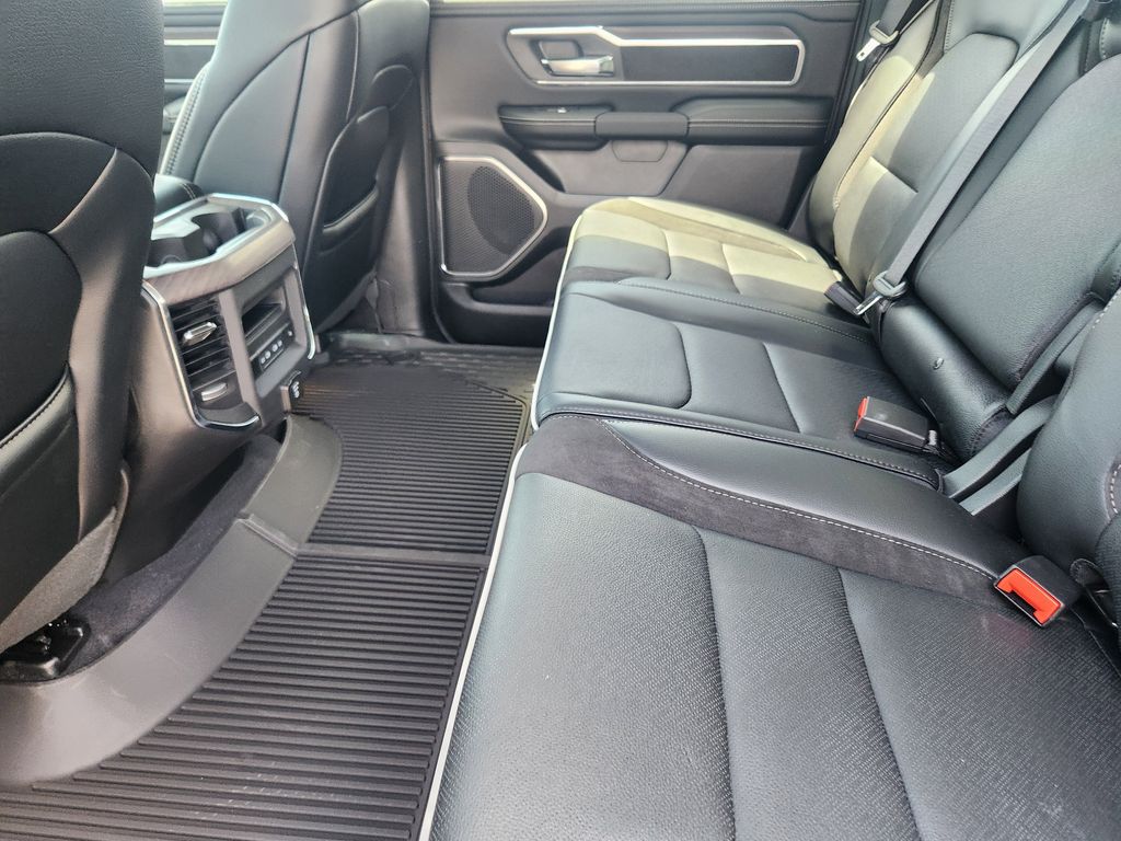 2026 RAM 1500 Laramie - Photo 30