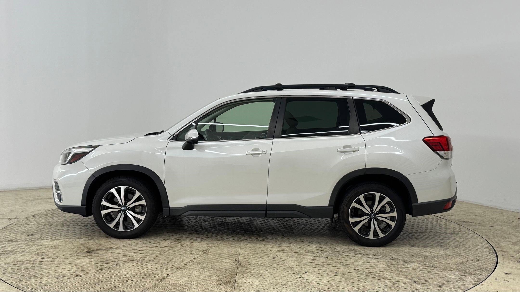 2020 Subaru Forester Limited photo 2