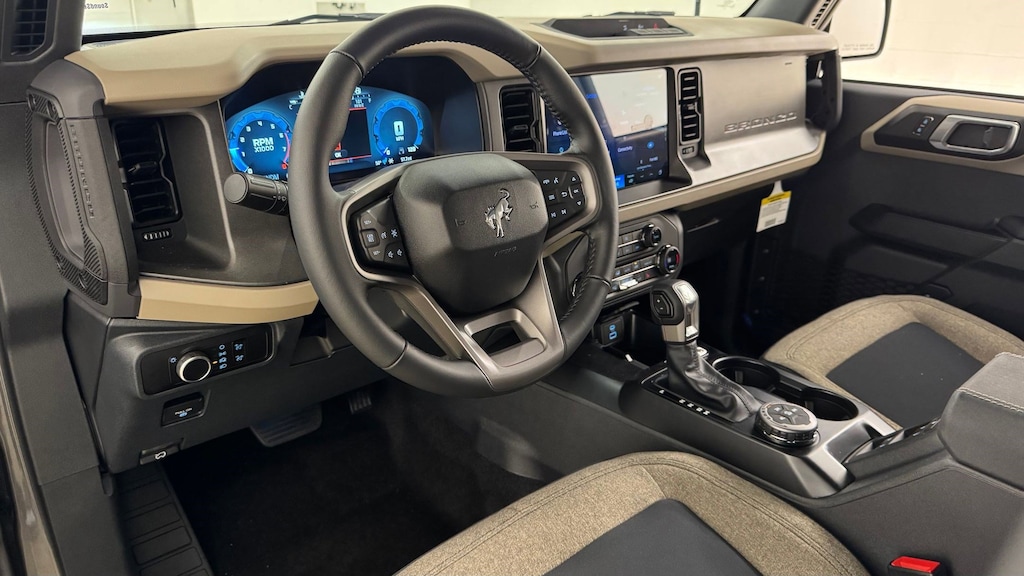 New 2025 Ford Bronco Big Bend SUV