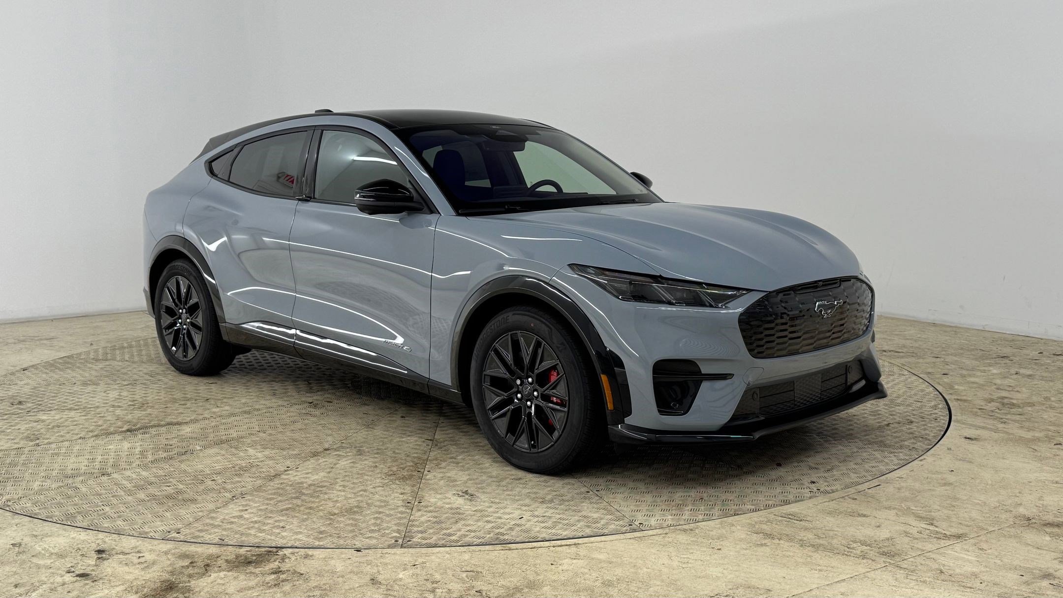 2025 Ford Mustang Mach-E Premium - Photo 7