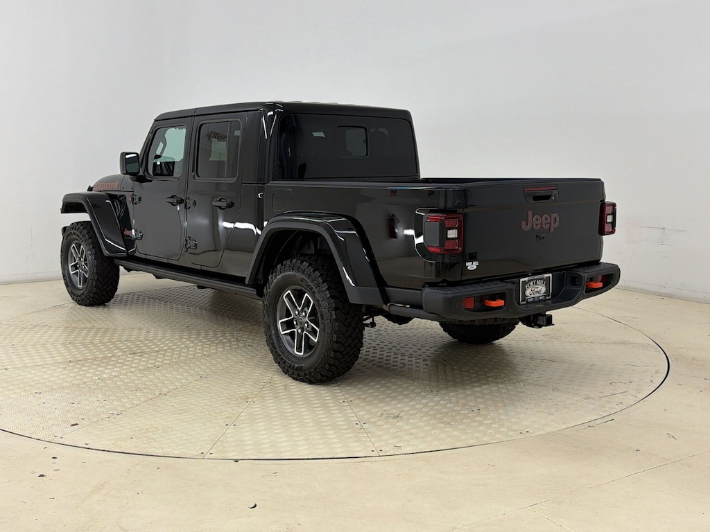 Used 2025 Jeep Gladiator Mojave X Truck Crew Cab