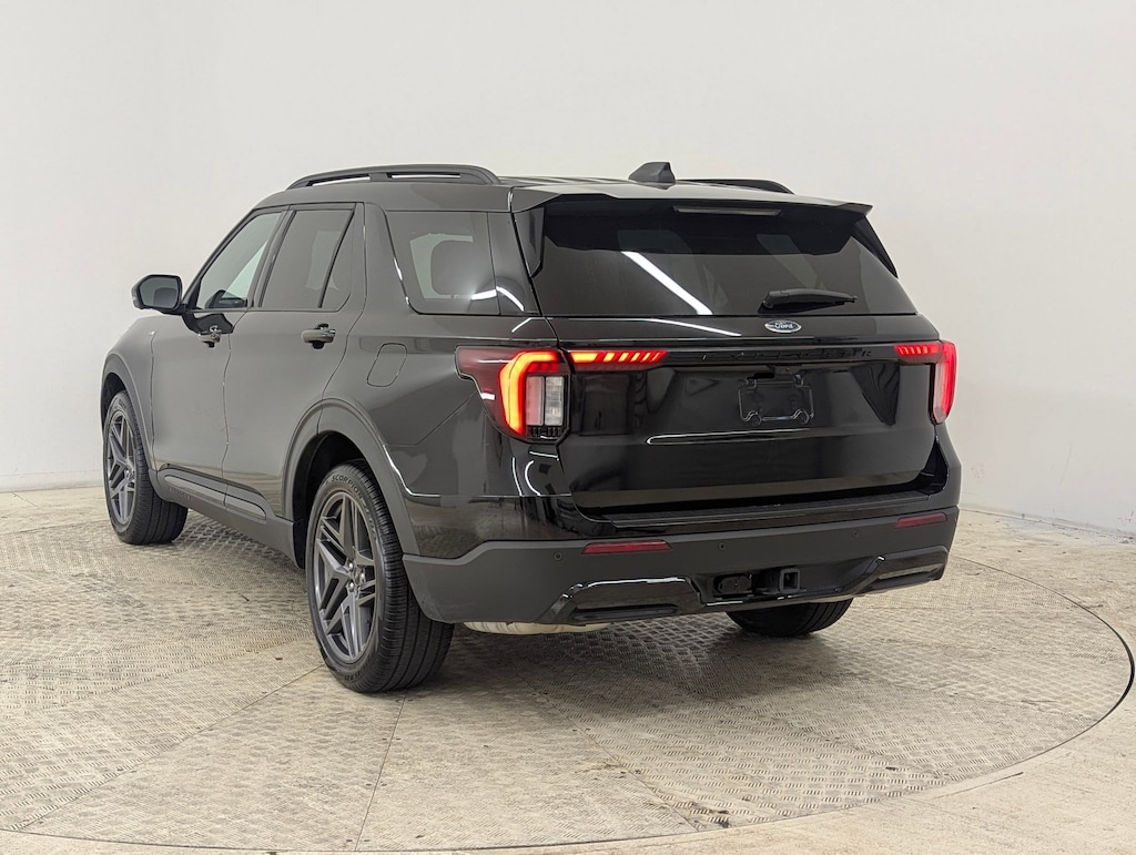 Certified 2025 Ford Explorer ST-Line SUV