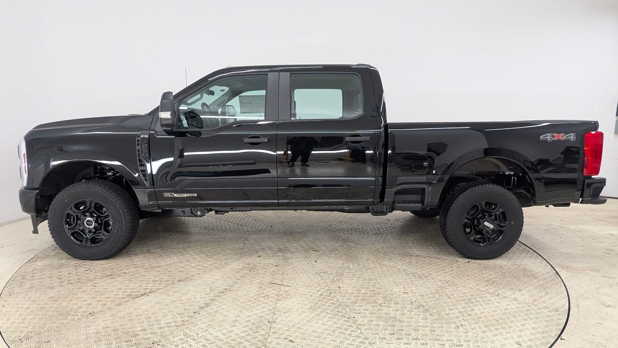 2026 Ford F-250 Super Duty XL - Photo 2