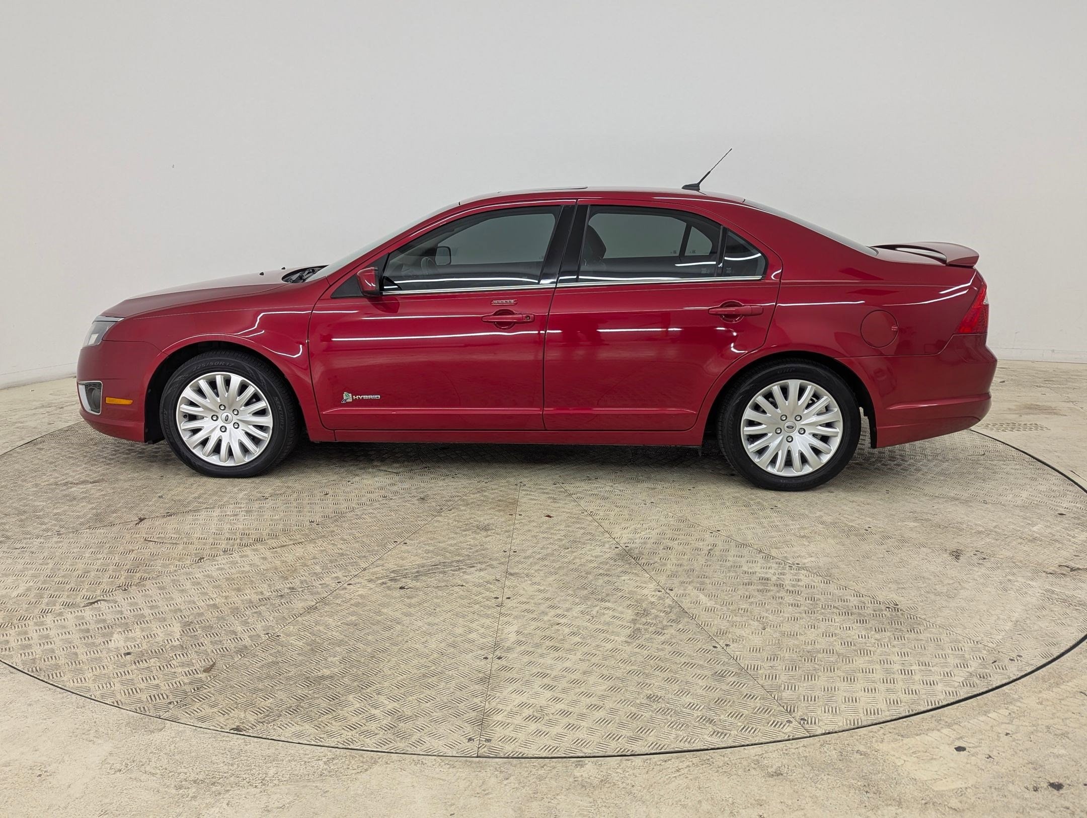 Used 2012 Ford Fusion Hybrid with VIN 3FADP0L37CR325290 for sale in Fort Mill, SC