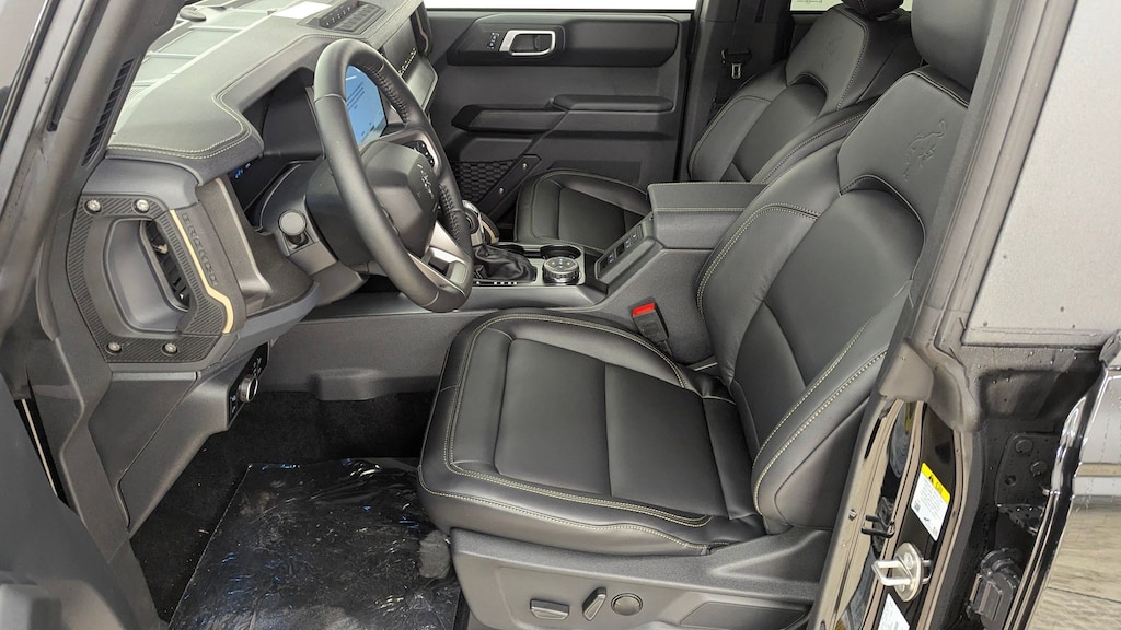 New 2025 Ford Bronco Badlands SUV