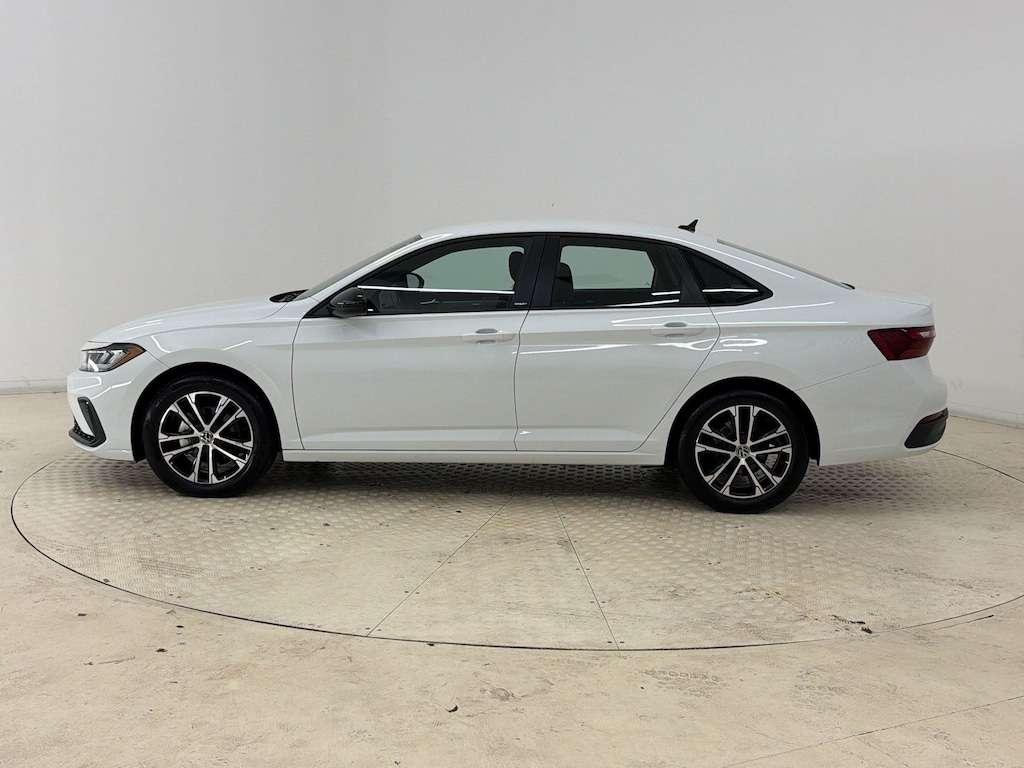 Used 2025 Volkswagen Jetta Sport Sedan