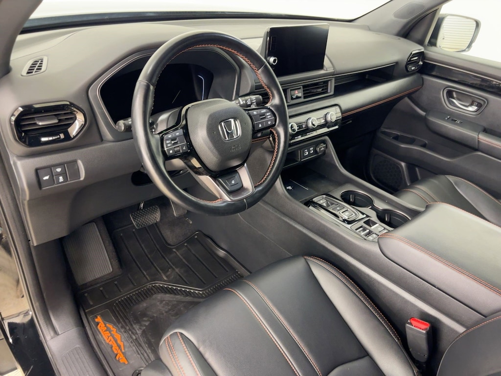 Used 2023 Honda Pilot TrailSport SUV