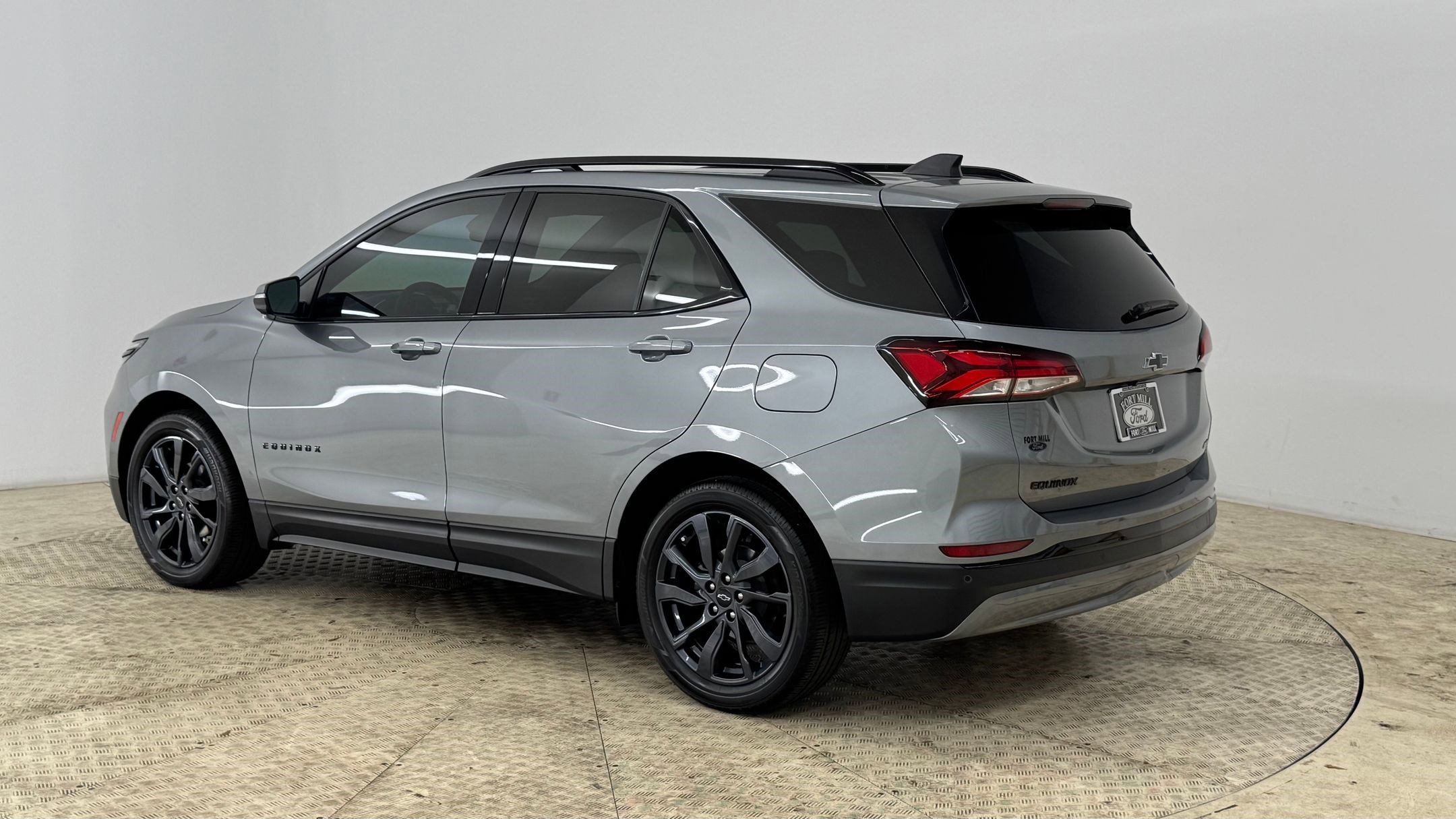 2024 Chevrolet Equinox RS photo 3