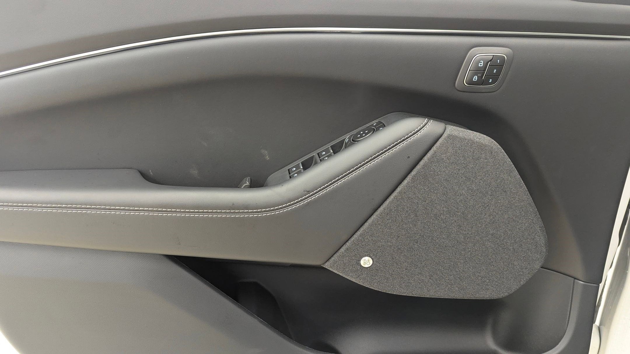 2025 Ford Mustang Mach-E Premium - Photo 21