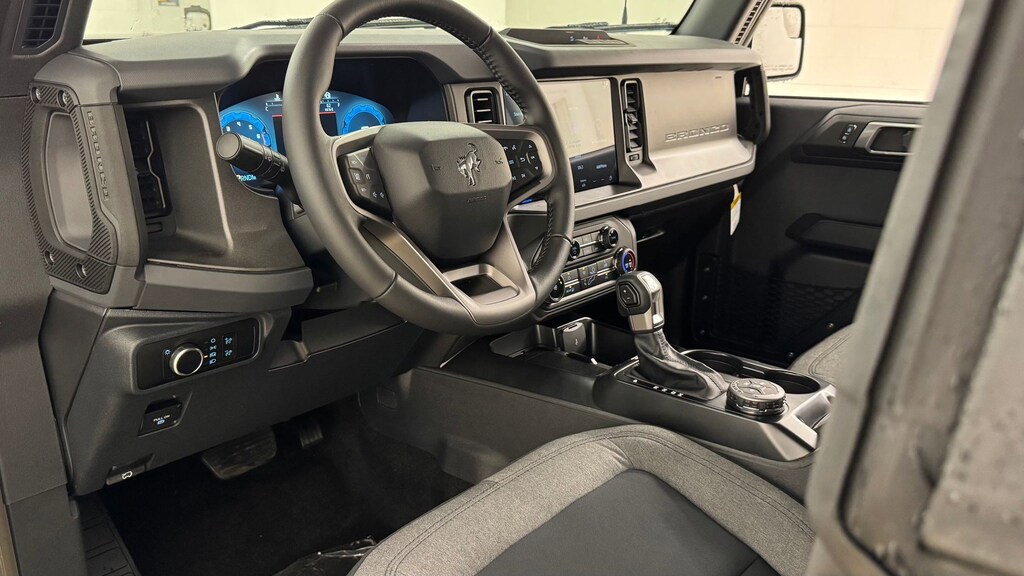 New 2025 Ford Bronco Big Bend SUV