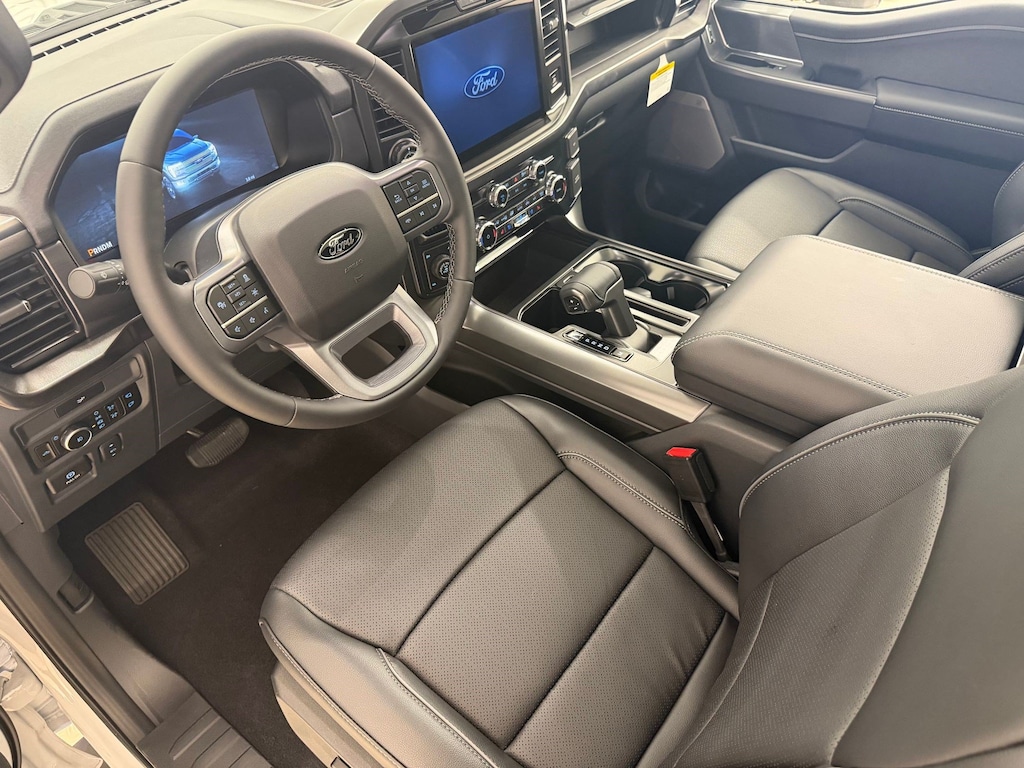 New 2026 Ford F-150 LARIAT Truck SuperCrew Cab