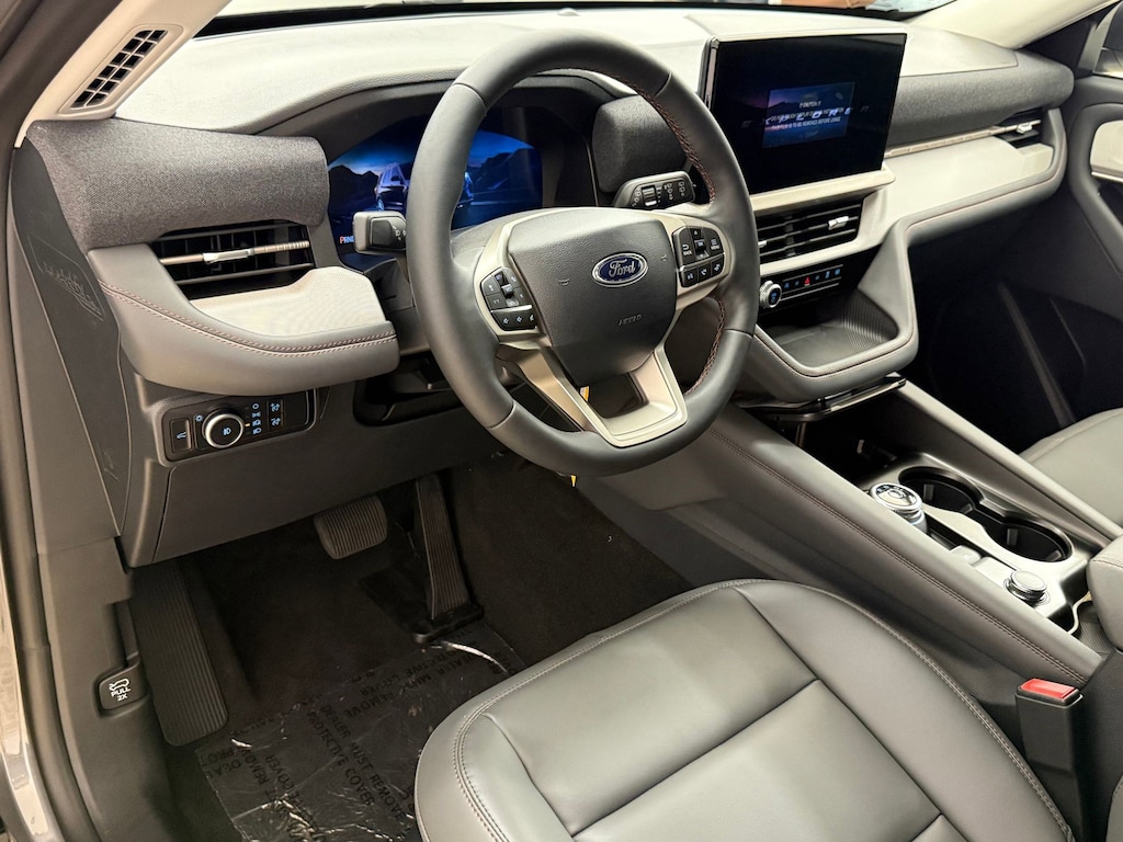 New 2025 Ford Explorer Active SUV