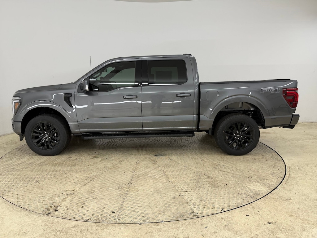 New 2026 Ford F-150 LARIAT Truck SuperCrew Cab