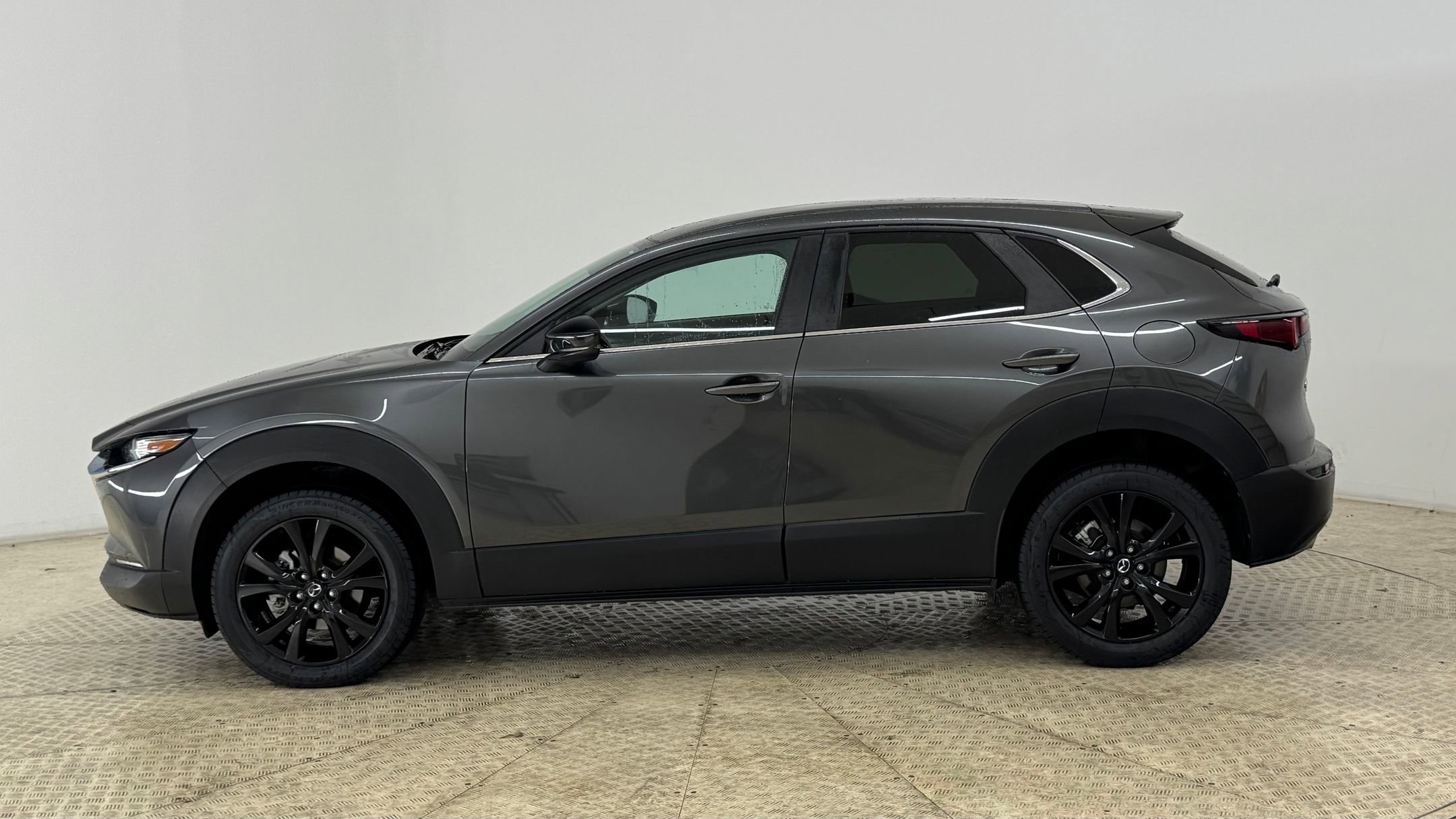 2024 Mazda CX-30 2.5 Select Sport photo 2