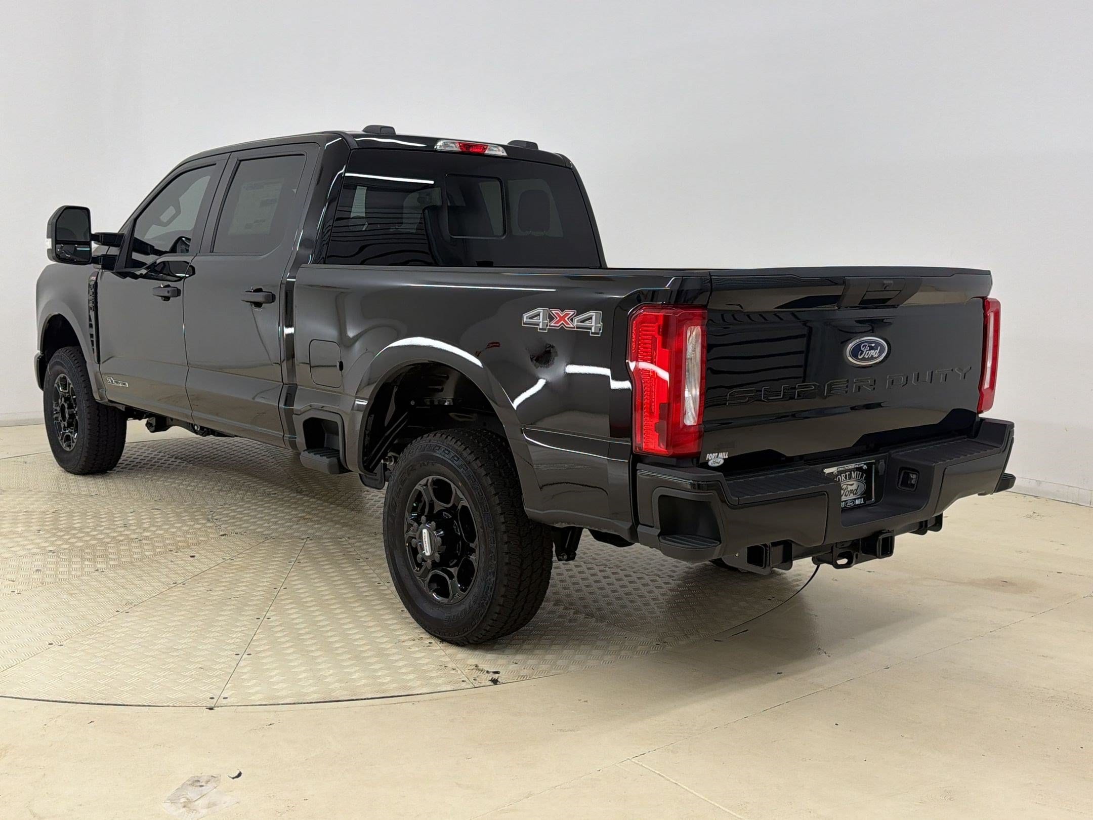 2026 Ford F-250 Super Duty XL - Photo 3