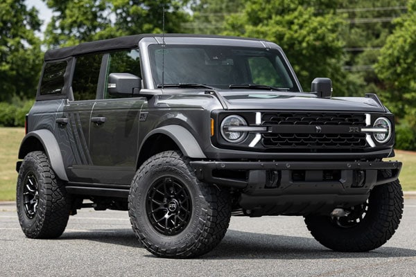2022 Ford Bronco RTR Front
