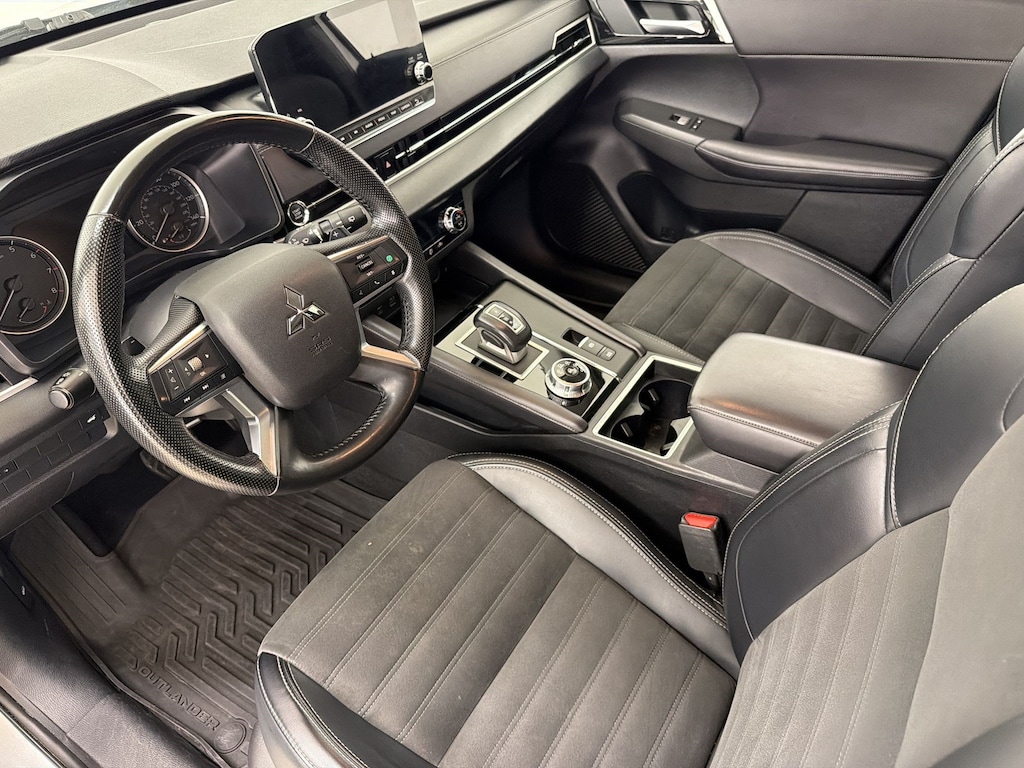 Certified 2024 Mitsubishi Outlander SE SUV