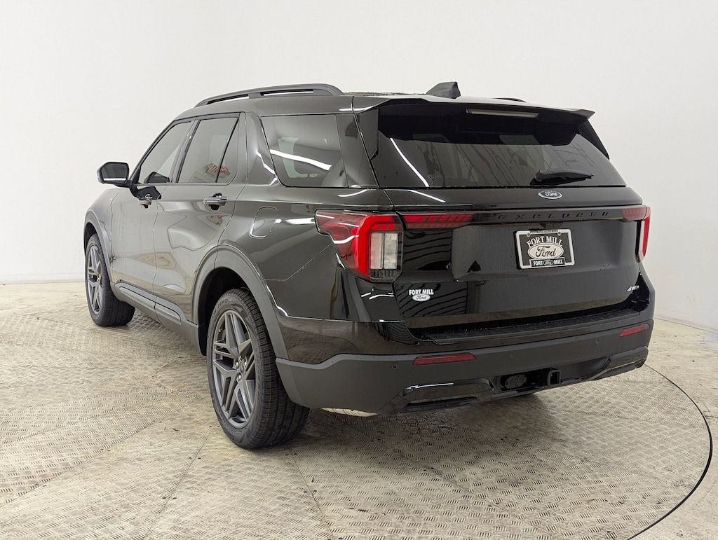 New 2026 Ford Explorer ST-Line SUV