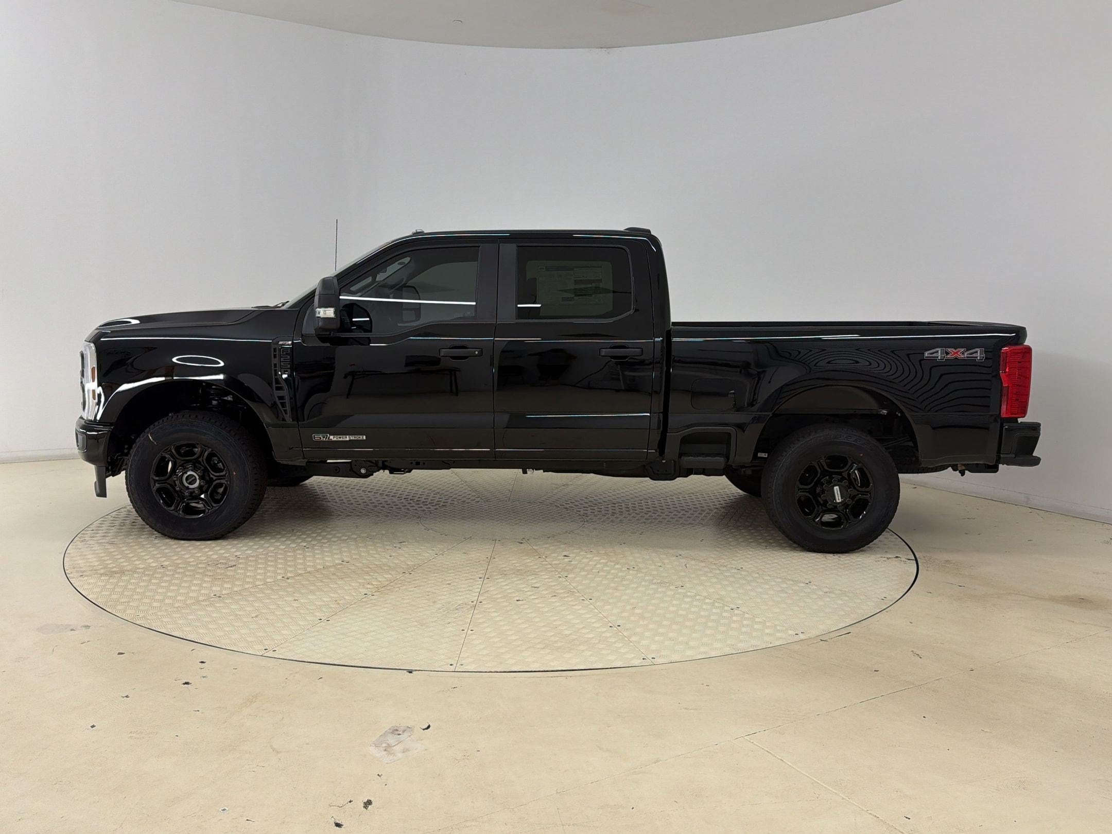 2026 Ford F-250 Super Duty XL - Photo 2