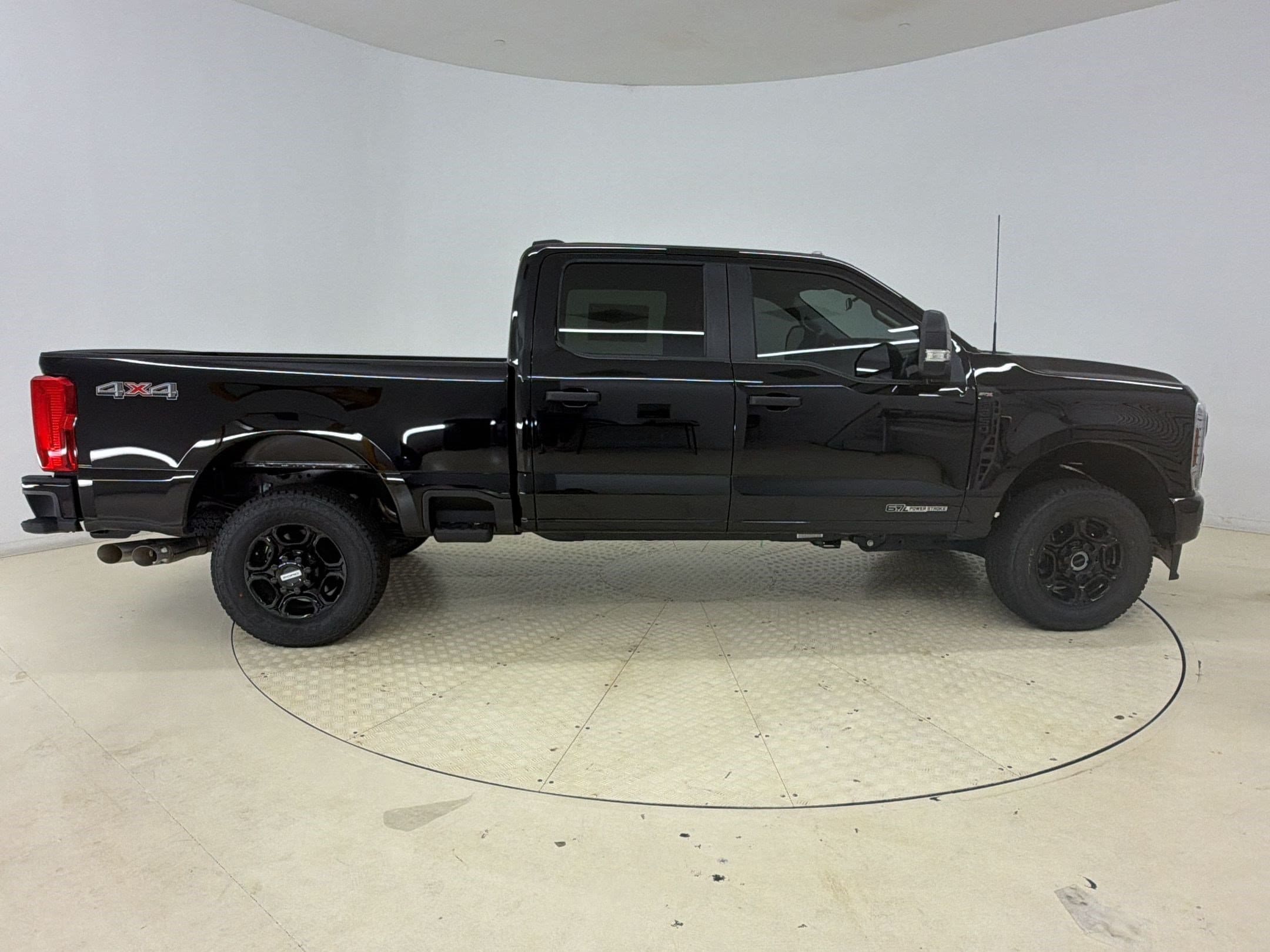 2026 Ford F-250 Super Duty XL - Photo 8