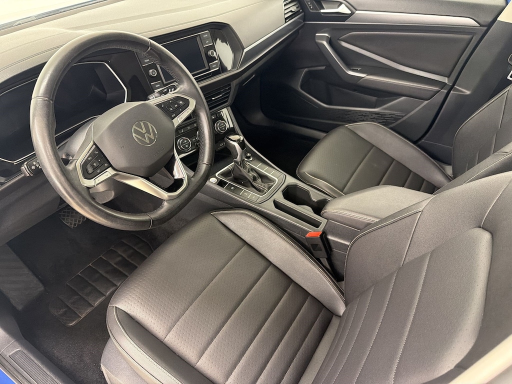 Certified 2024 Volkswagen Jetta SE Sedan