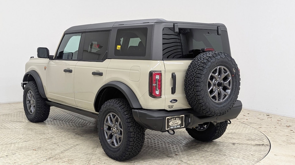 New 2025 Ford Bronco Badlands SUV