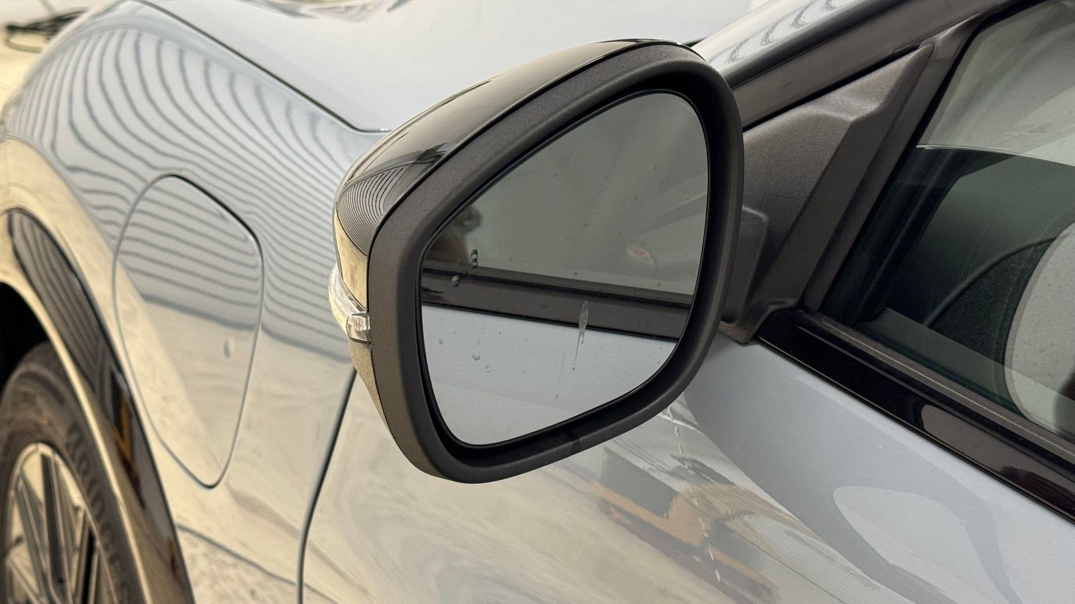 2025 Ford Mustang Mach-E Premium - Photo 31