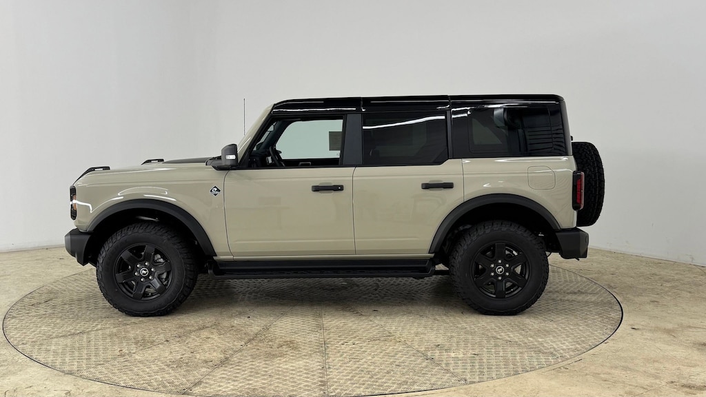 New 2025 Ford Bronco Outer Banks SUV