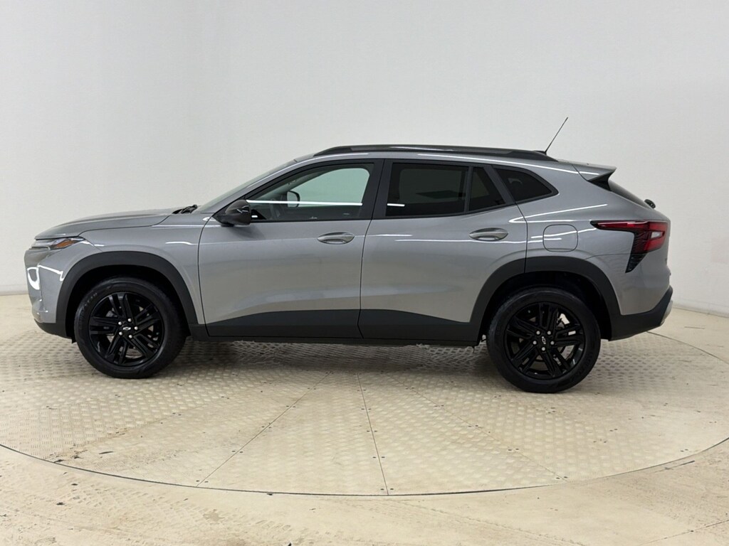 Used 2025 Chevrolet Trax ACTIV SUV