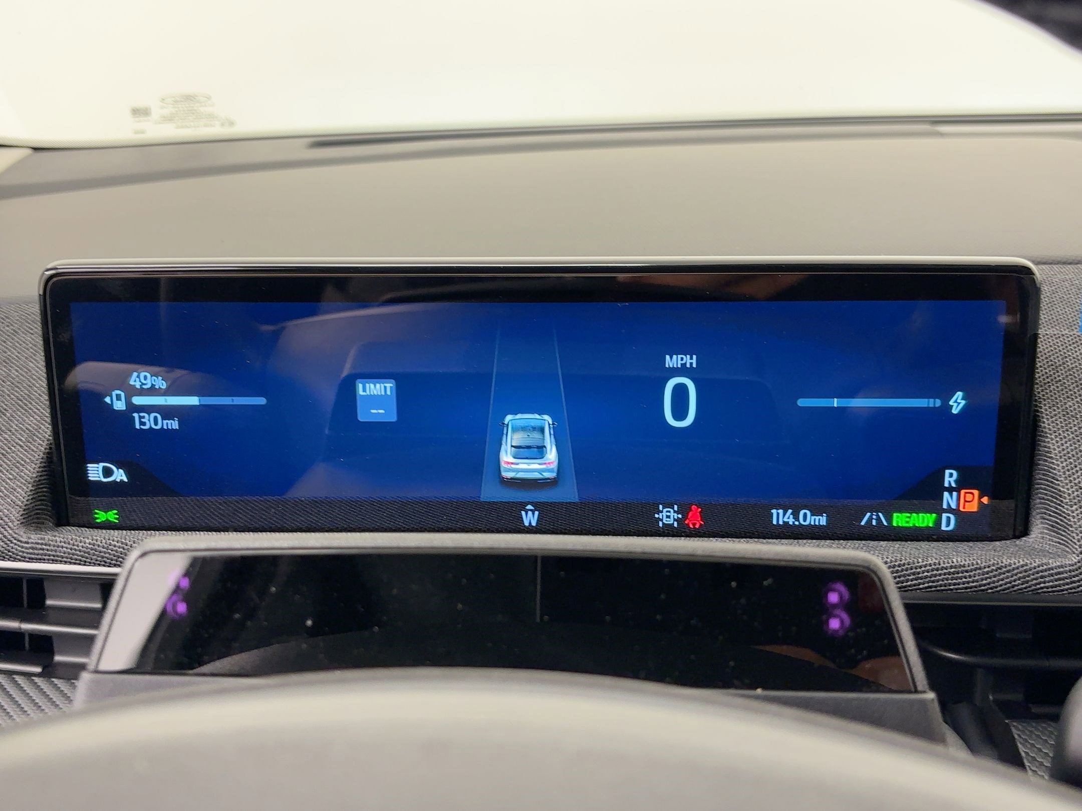 2025 Ford Mustang Mach-E Premium - Photo 16