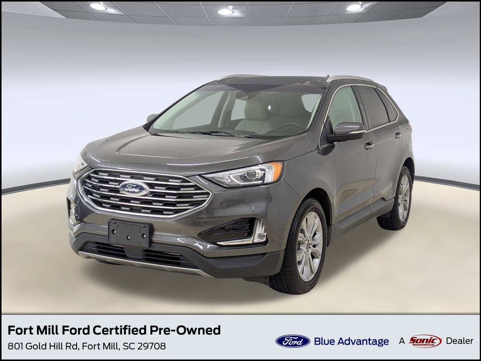 2019 Ford Edge Titanium's photo