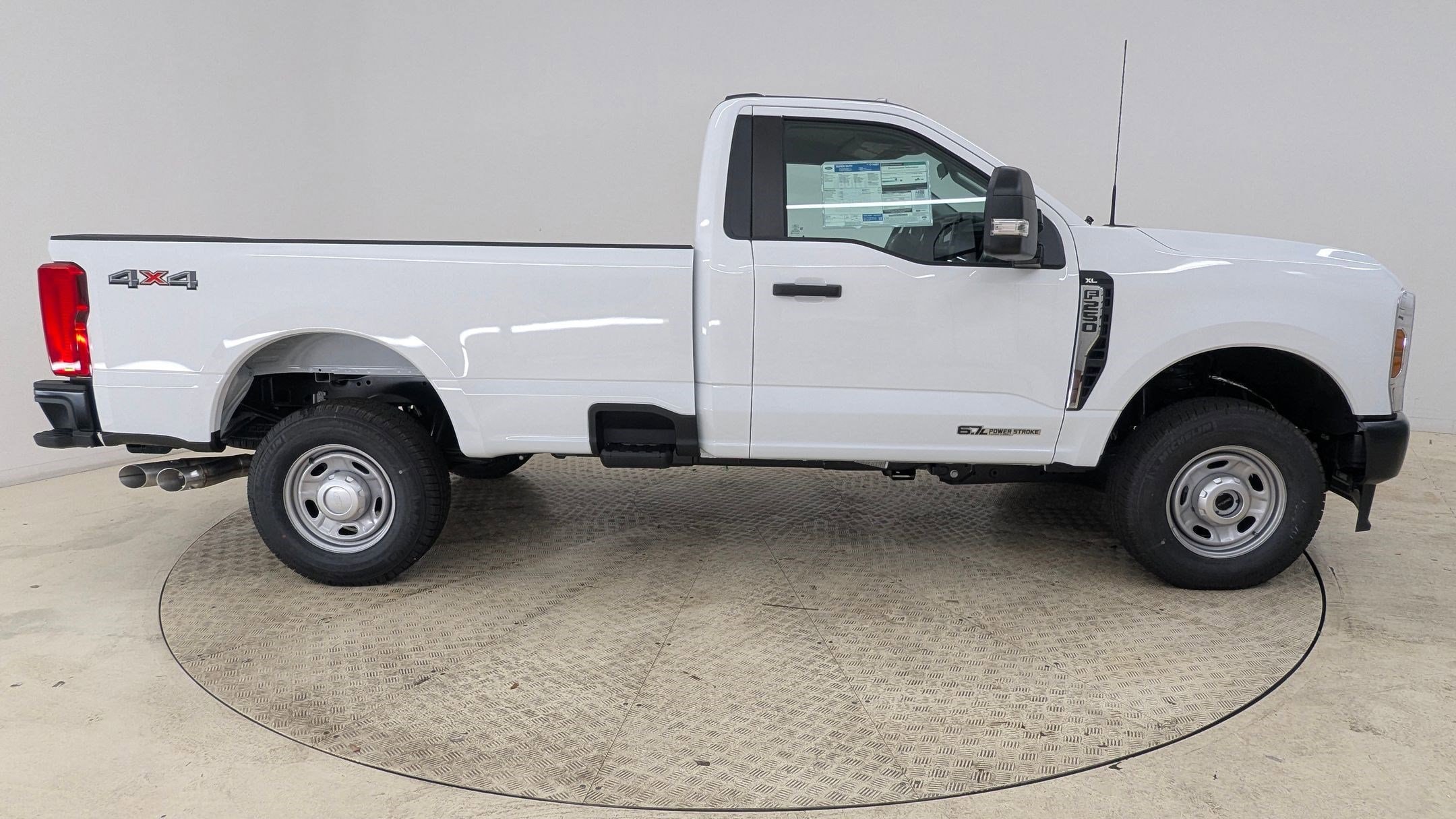 2026 Ford F-250 Super Duty XL - Photo 8