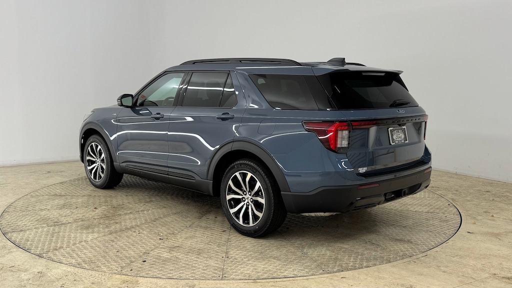 New 2026 Ford Explorer ST-Line SUV