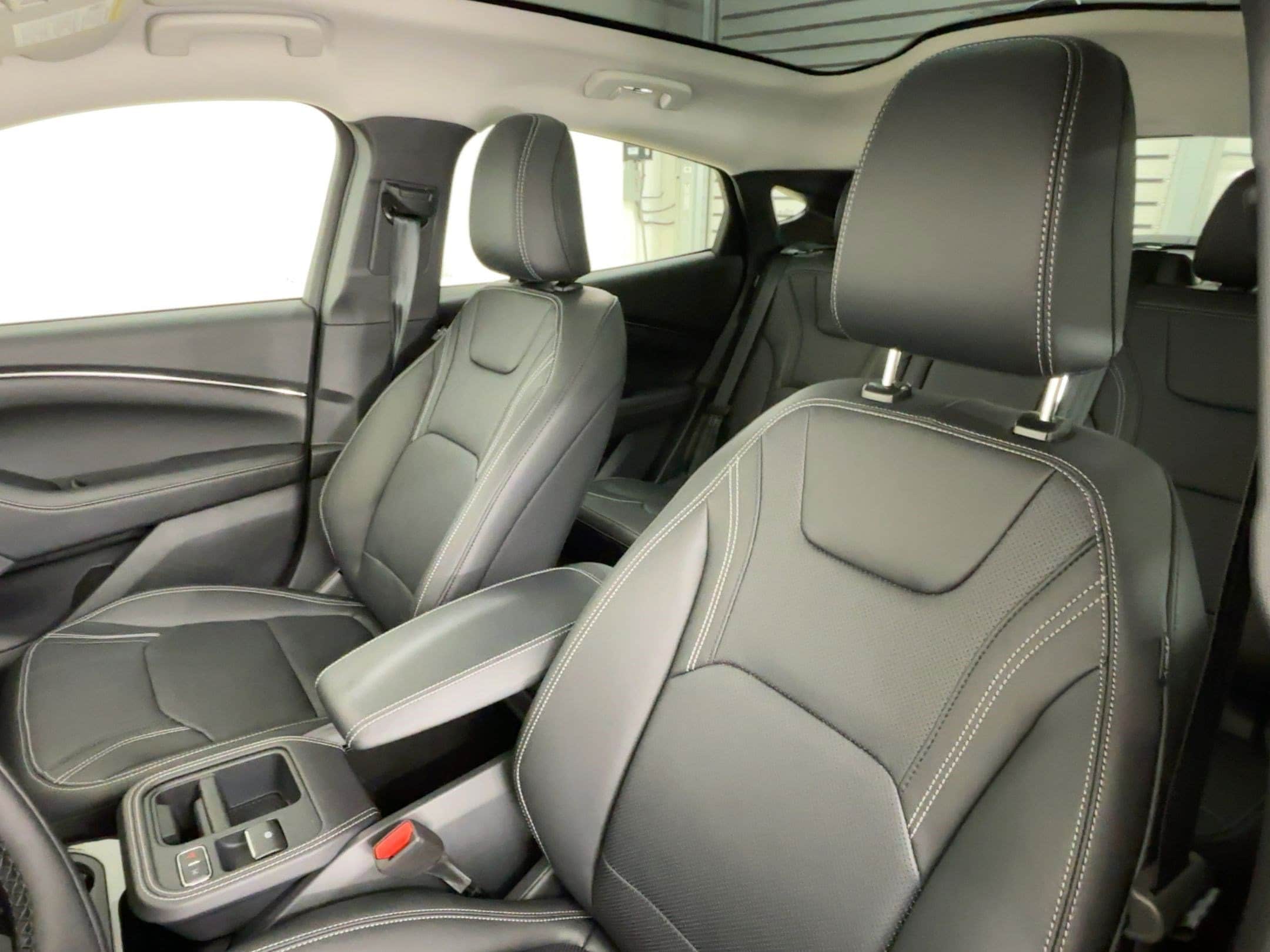 2025 Ford Mustang Mach-E Premium - Photo 22