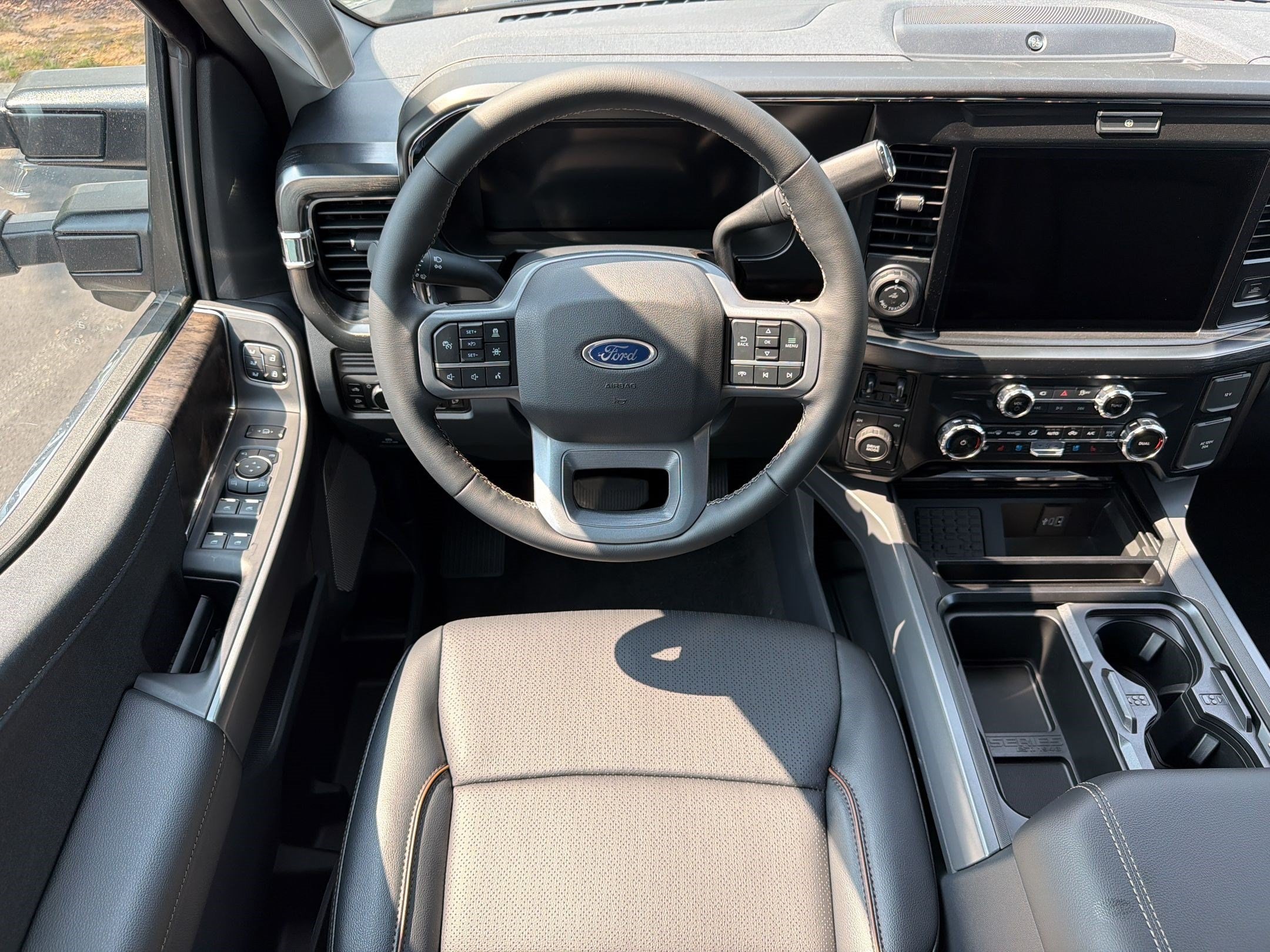 F-350 LARIAT Truck Crew Cab