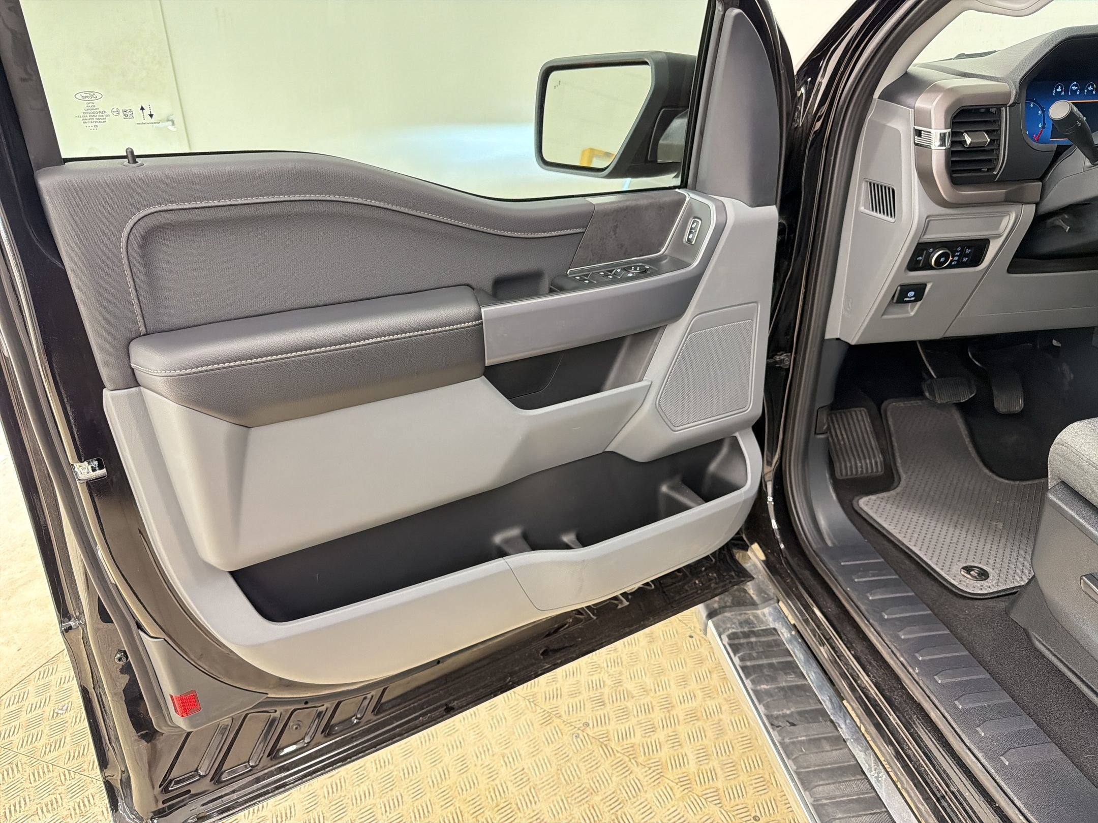 2026 Ford F-150 XLT - Photo 20